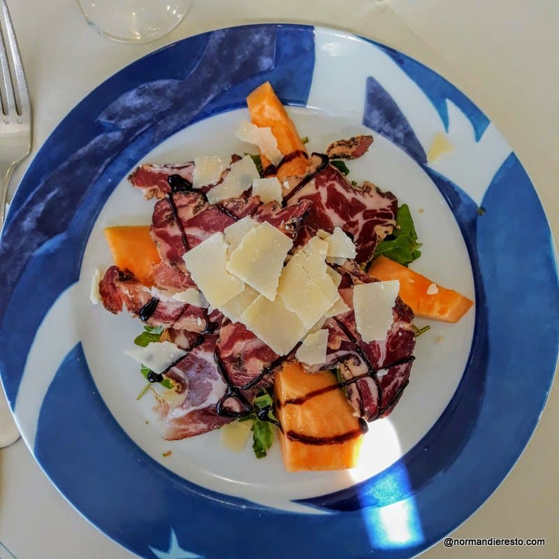 Salade de Saucisson des Roches Blanches au restaurant Muma au Havre