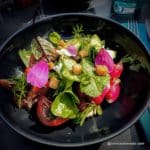 Salade de crudité de saison au restaurant Juste à Coté à St Romain